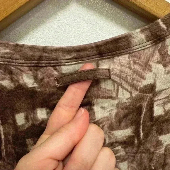 SimplyVera Vera Wang women’s long sleeve top abstract print brown size petite S - Picture 6 of 9